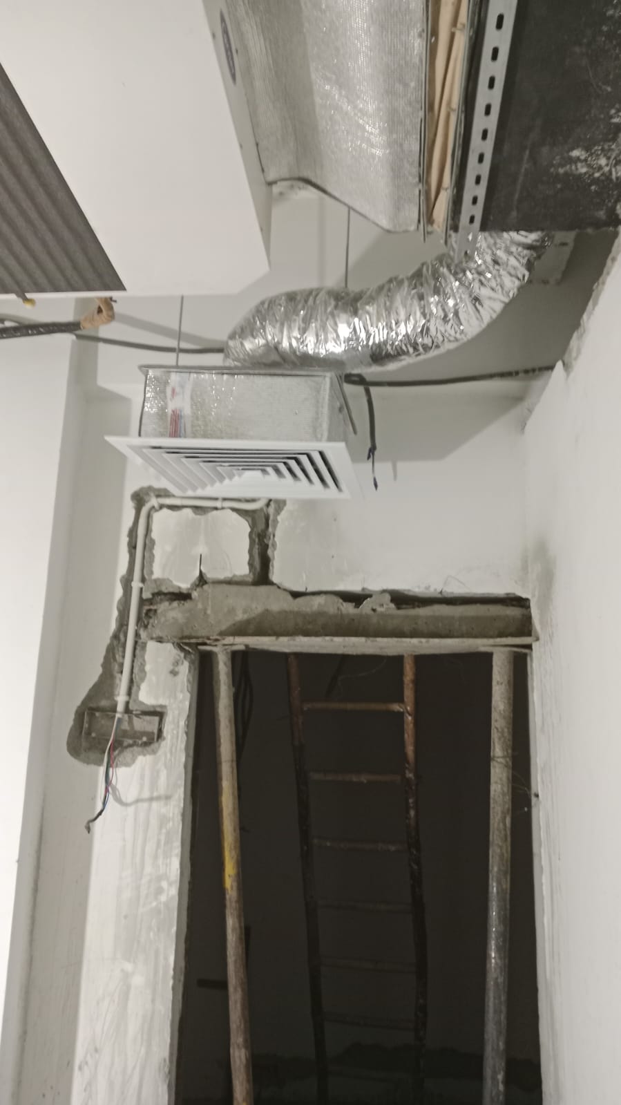 HVAC installation duct work