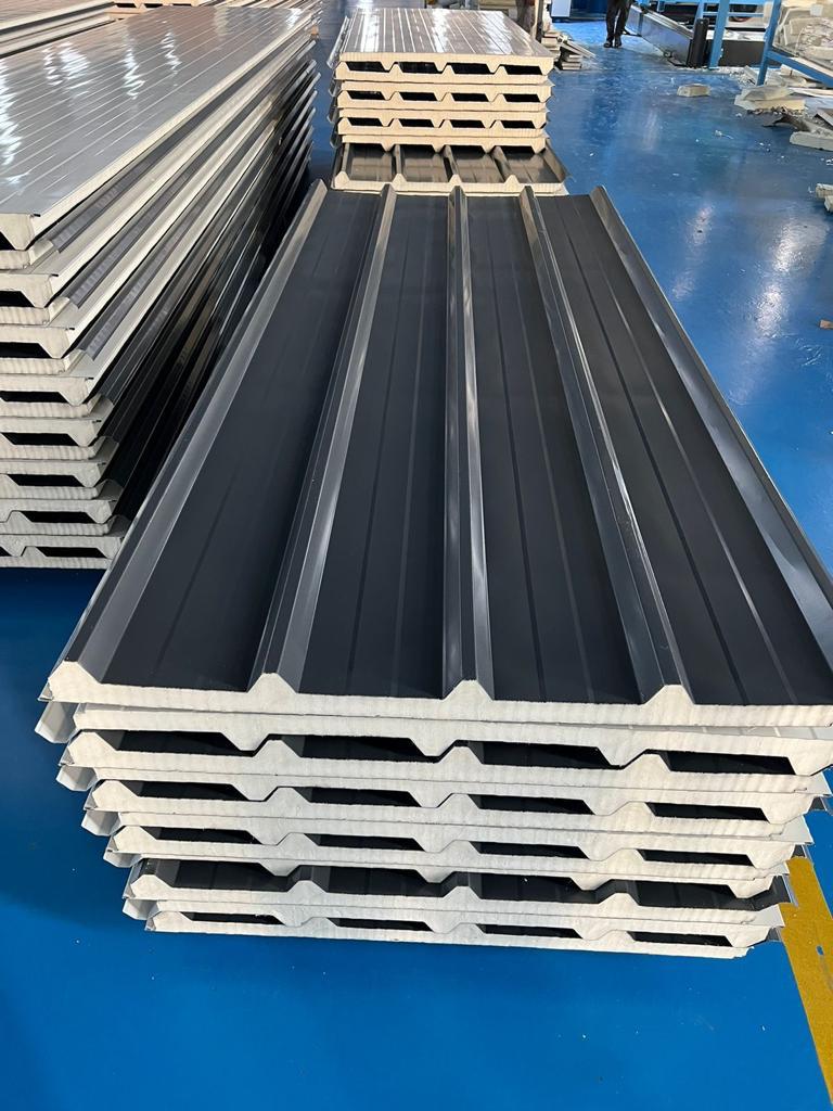 Black industrial PUF insulation panels