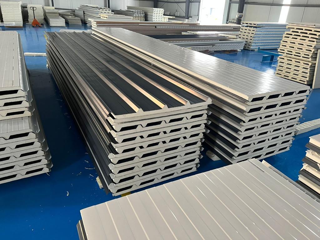 PUF panels for warehouses