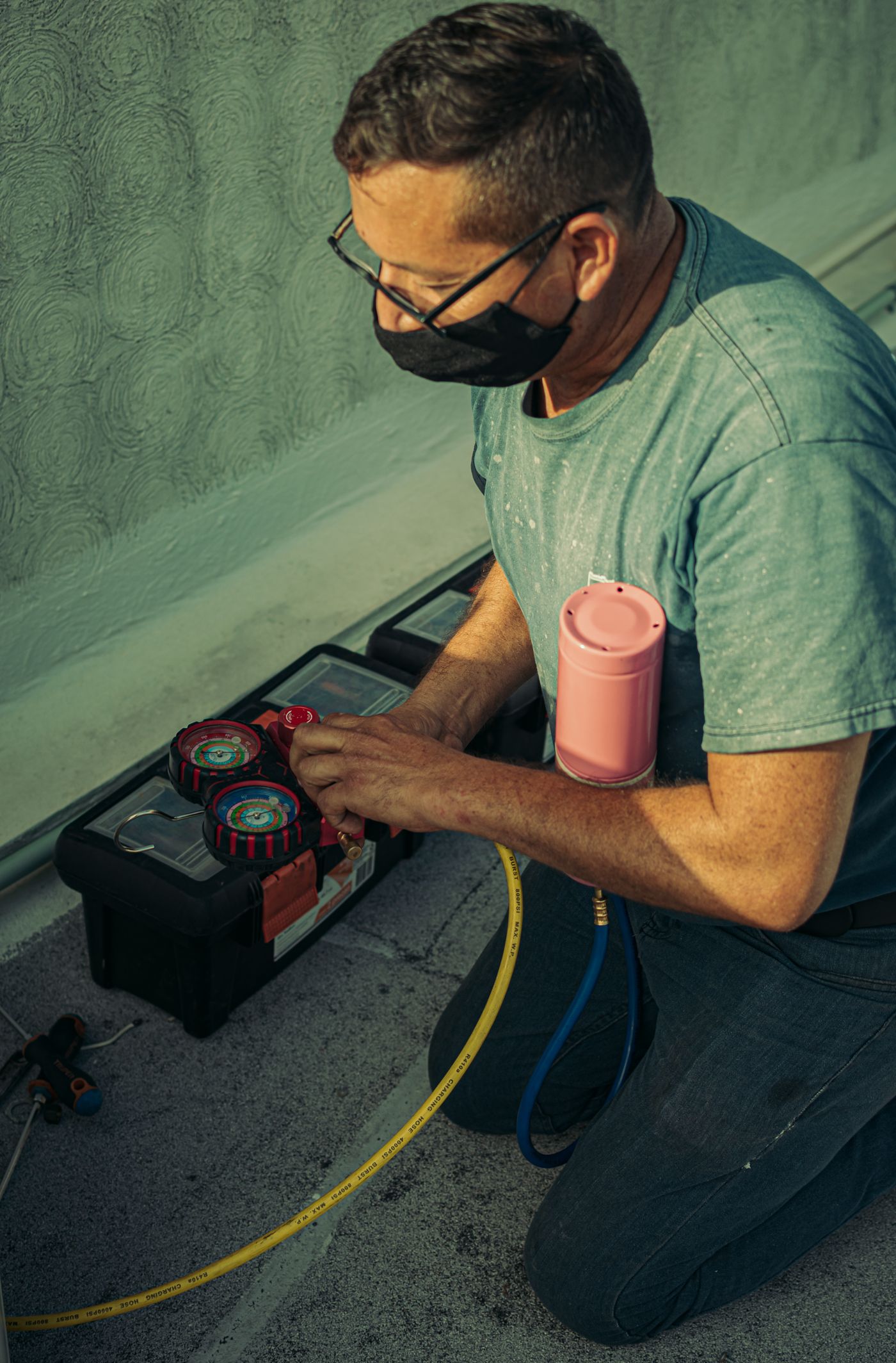 Technician gas filling equipment