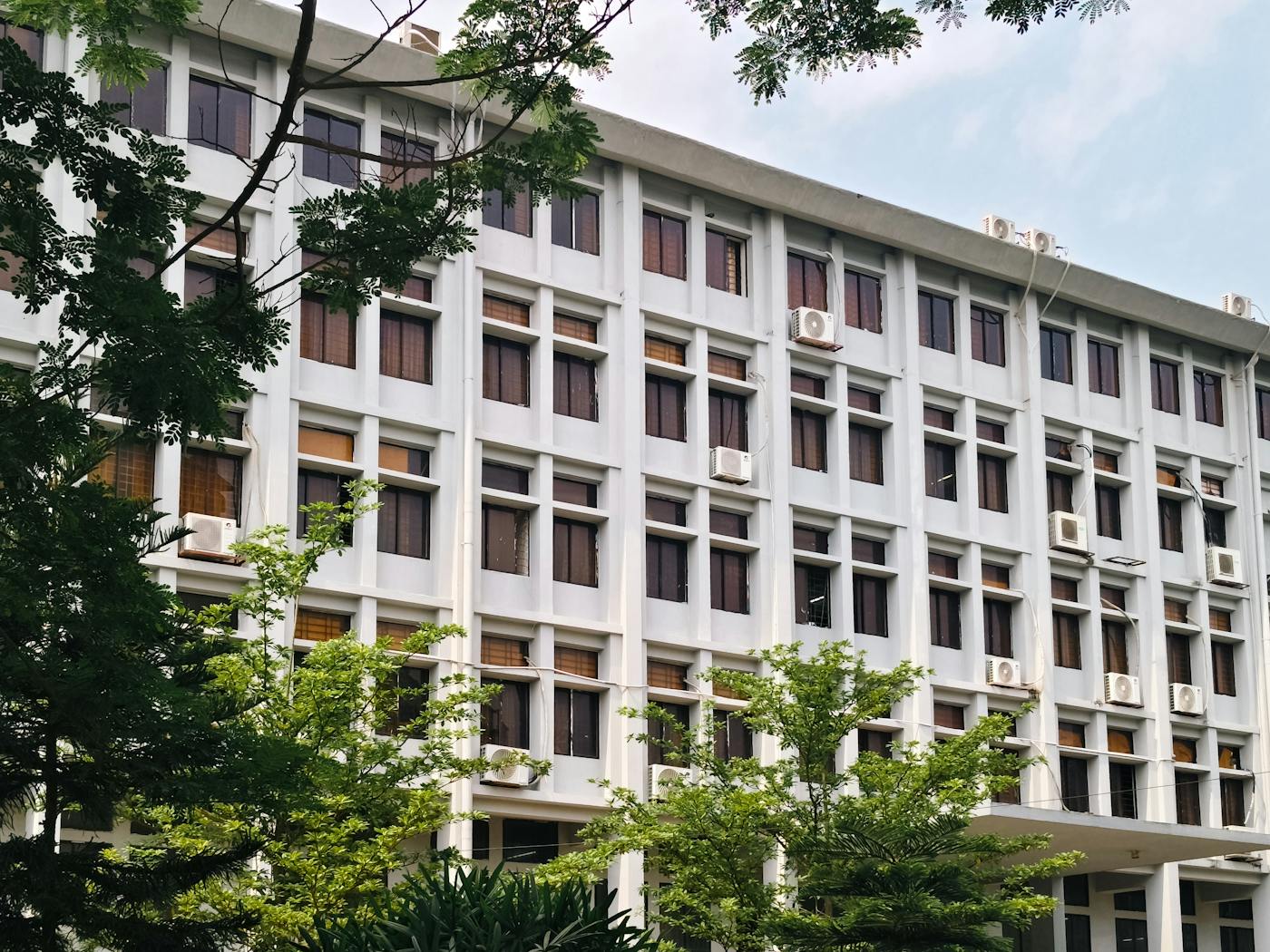 Commercial AC facade