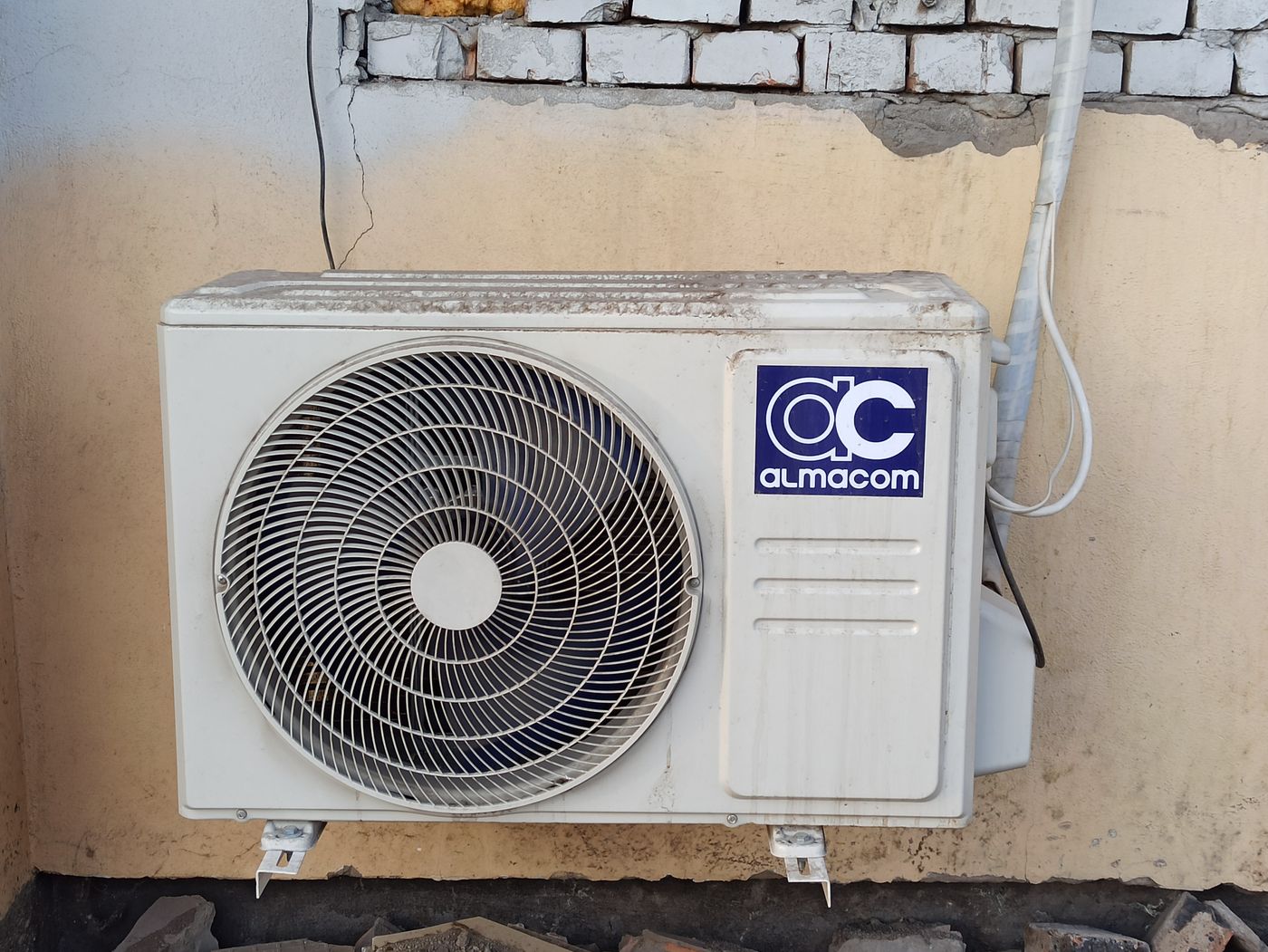 Split AC wall unit installation